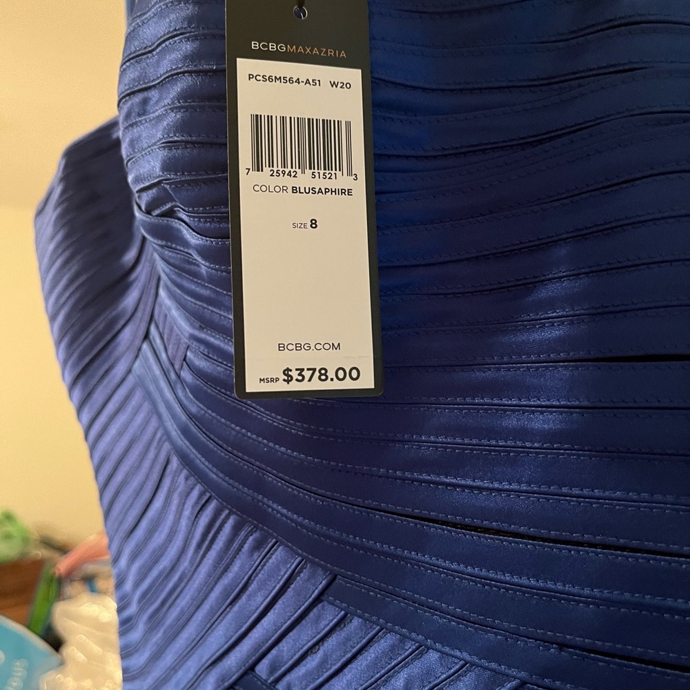 BCBG Max Azria cocktail dress brand new with tags. Size 8 - Picture 5 of 10